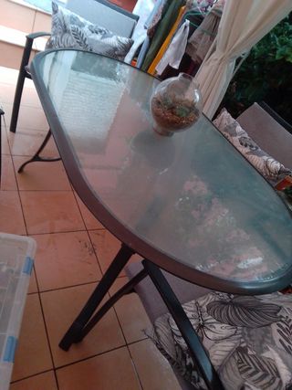 Conjunto jardín - Mesa y 6 sillas