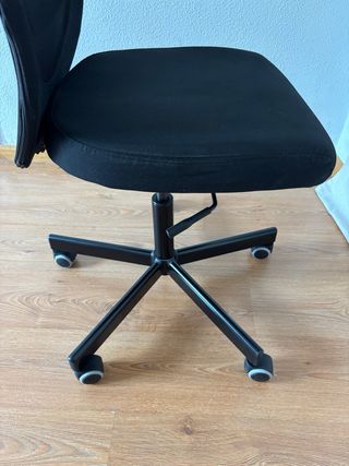 Silla oficina Ikea Flintan - Negra