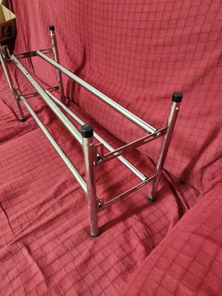 Zapatero metálico extensible