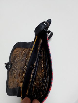 Bolso Desigual rojo y multicolor