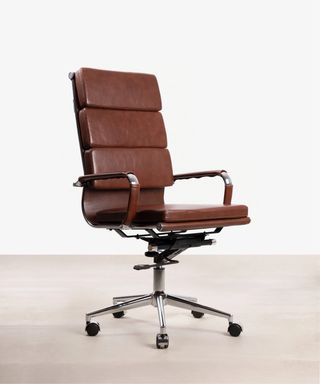 Silla oficina estilo Eames de piel