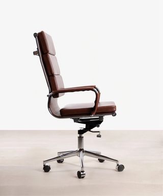 Silla oficina estilo Eames de piel