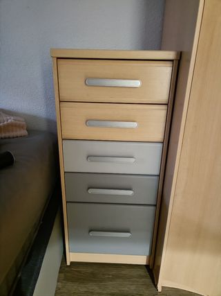 Cómoda 5 cajones madera y gris