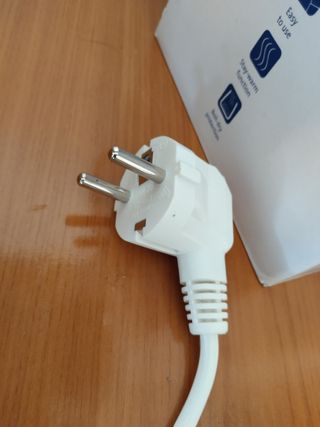 Calienta biberones Alecto BW-512 CAR