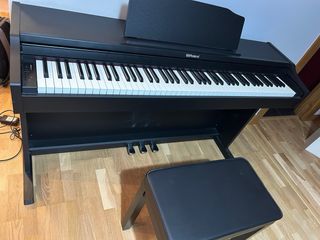 Roland RP102 Piano Digital
