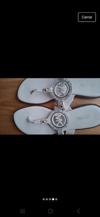 Sandalias Michael Kors blancas