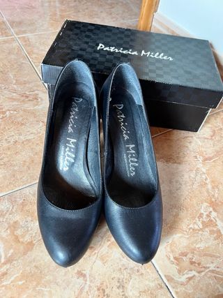 Tacones negros Patricia Miller