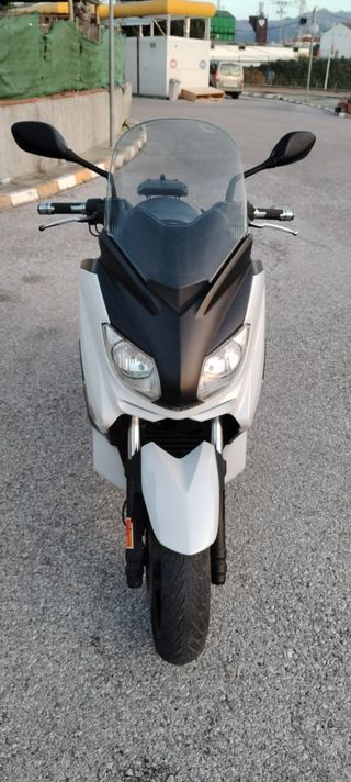 Yamaha X-Max 250 (2010)