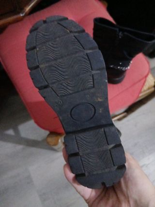 Stivaletti bimba neri con catena