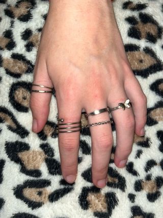 48 Anillos-dorados y plateados