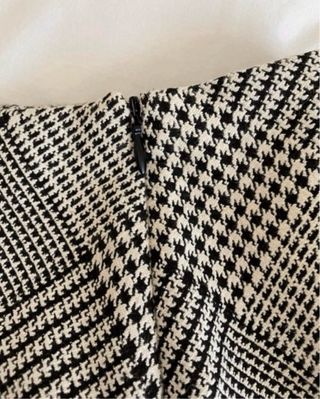 Shorts cuadros beige y negros