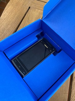 Nokia X6 (2009) — 32 GB | Scatola e accessori originali