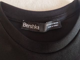 Top crop Bershka T.M.