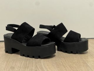 Sandalias plataforma negras