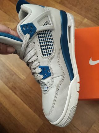 Zapatillas Jordan 4 Retro military blue talla 38.5