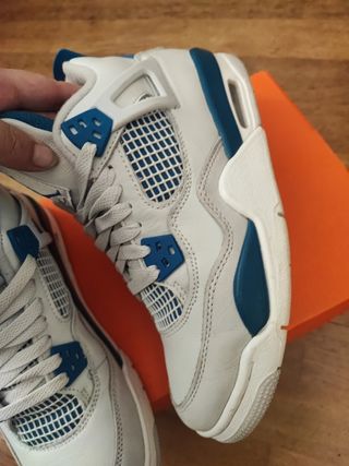 Zapatillas Jordan 4 Retro military blue talla 38.5