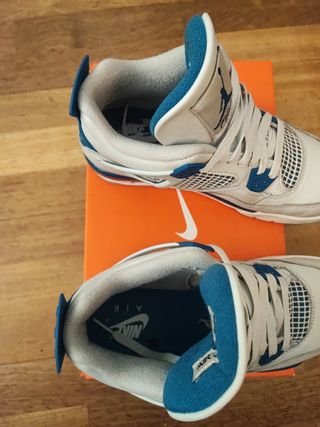 Zapatillas Jordan 4 Retro military blue talla 38.5