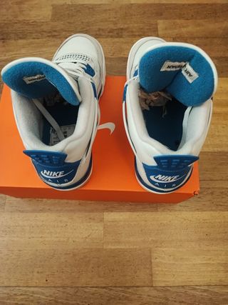Zapatillas Jordan 4 Retro military blue talla 38.5