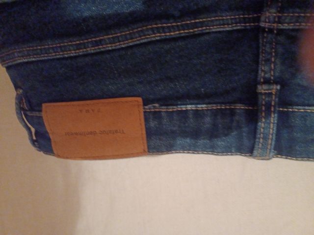 Shorts vaqueros cortos.Zara