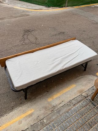 Cama plegable metal y madera170x70