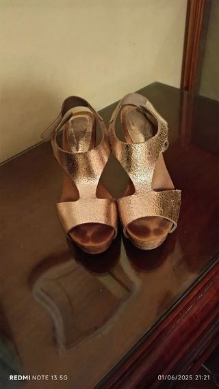 Sandalias Fiori doradas - T.39