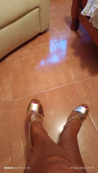 Sandalias Fiori doradas - T.39