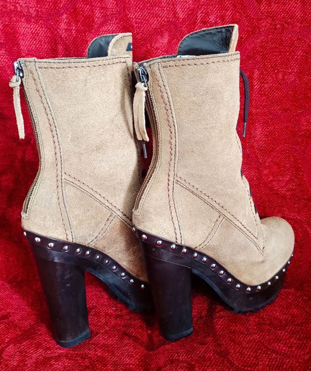 Botines Miu Miu Marrón - Talla 38