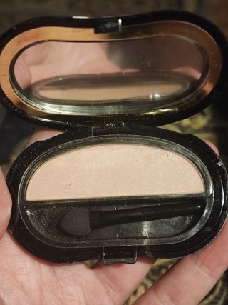 Sombra ojos Elizabeth Arden beige