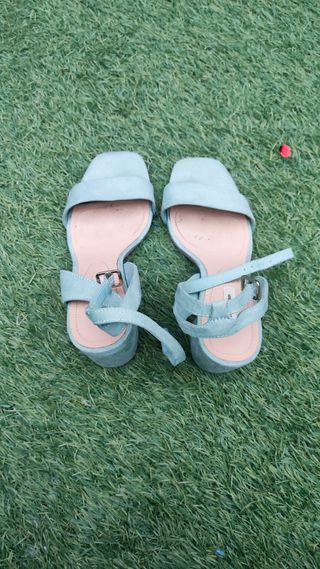 Sandalias Stradivarius tacón bajo - Teal