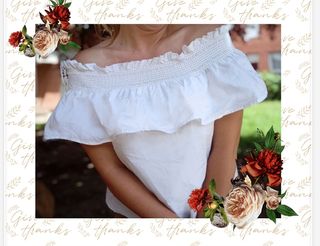 Blusa blanca Stradivarius - volantes