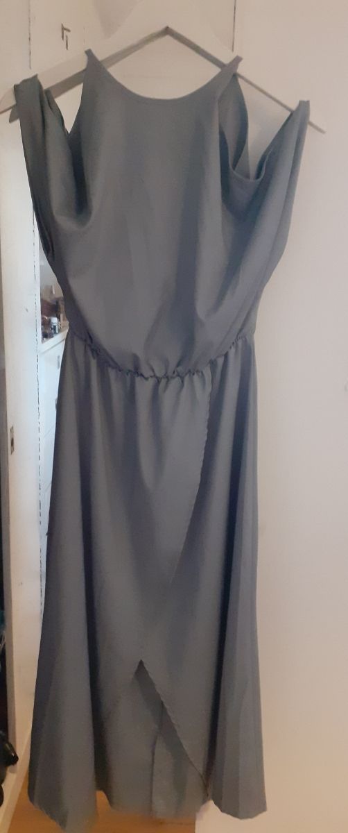 Vestido gris verano manga corta