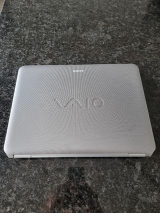 Sony Vaio VGN-Nr21S - Portátil Prateado
