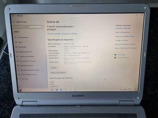 Sony Vaio VGN-Nr21S - Portátil Prateado