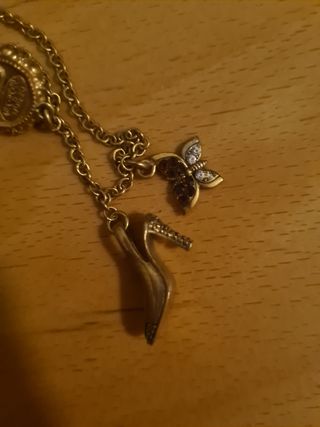 Collana vintage anni '60 rosa con Ciondoli