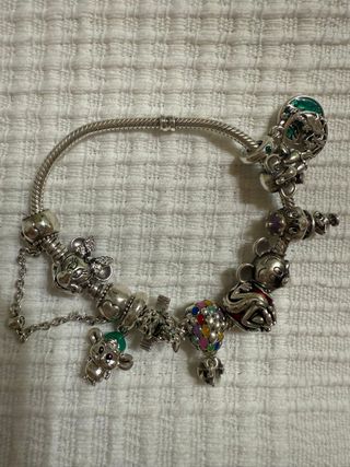 Pulsera Pandora + 9 charms