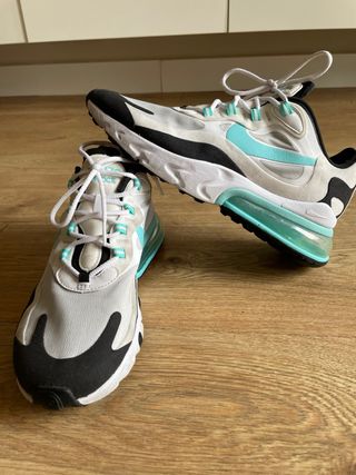 Nike Air Max 270 React - Blancas y Turquesa de segunda mano por 50 EUR en  Móstoles en WALLAPOP