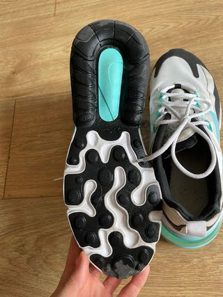 Nike Air Max 270 React - Blancas y Turquesa