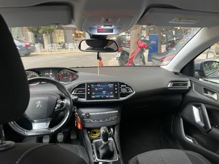 Peugeot 308 2018 110CV 117000 K DIESEL UN PROPIET