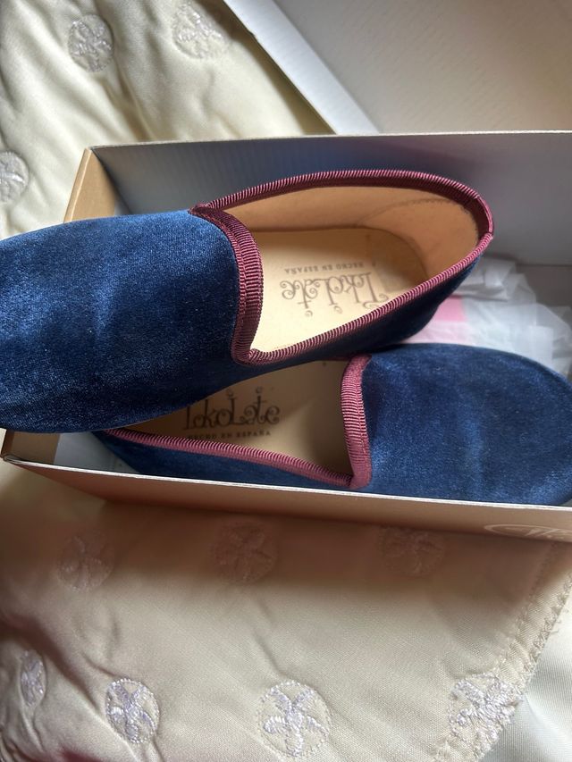 Zapatos terciopelo niño