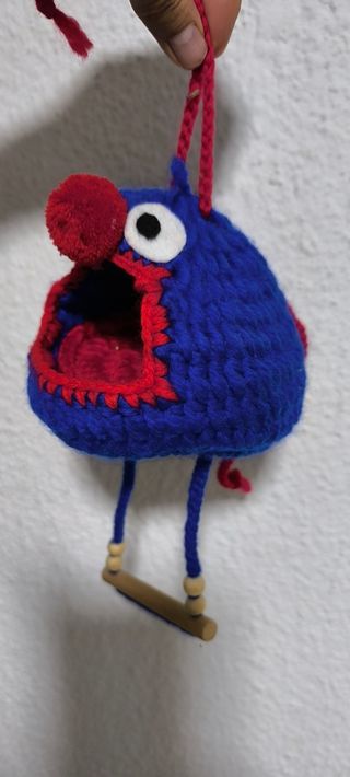 Hamaca tejida para pájaros