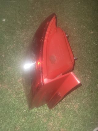 Faro Volkswagen Passat 2006