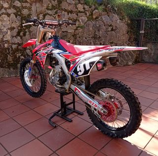 Honda CRF250R 4T