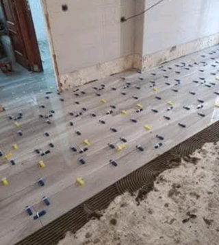 Albañil,alicatador
