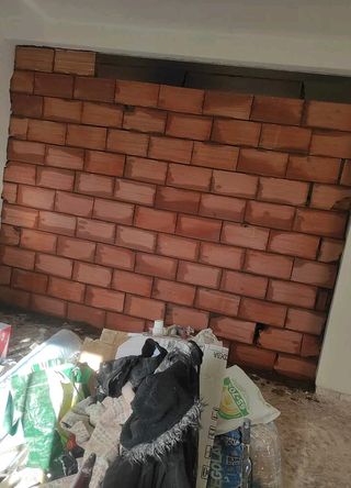 Albañil,alicatador