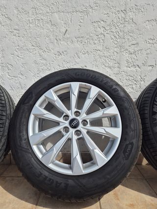 4 Ruedas Audi originales 18''- Goodyear