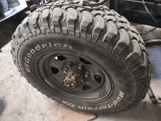 Llantas con Neumáticos de Land Cruiser