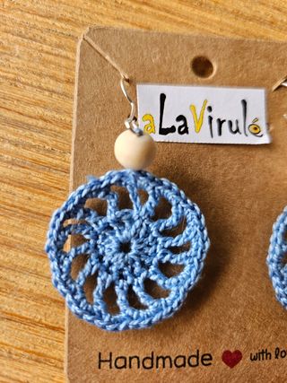 Pendientes crochet azules hechos a mano