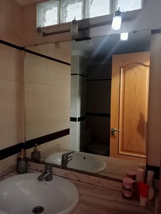 Espejo baño 90x90cm + aplique