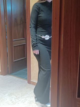 Vestido negro largo ajustado
