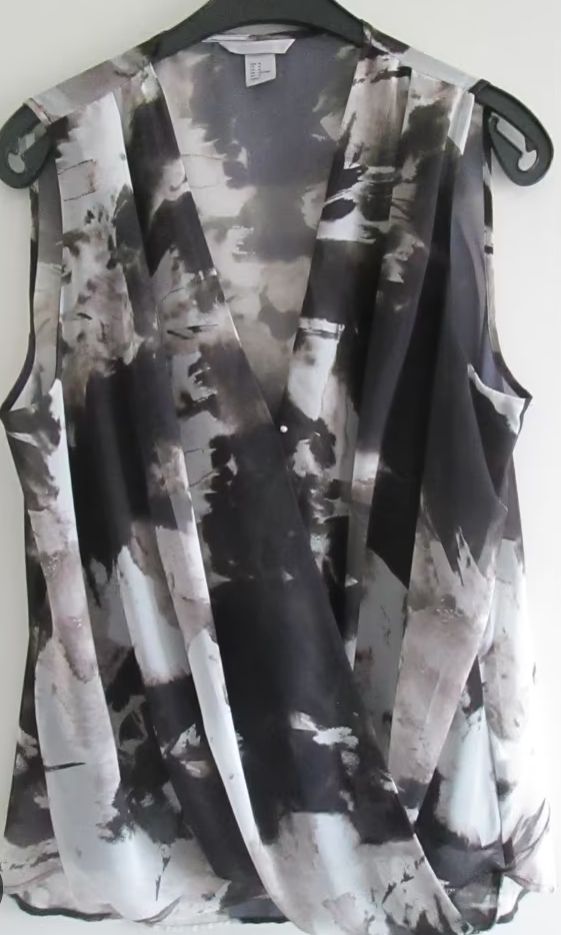 Blusa H&M nera e grigia